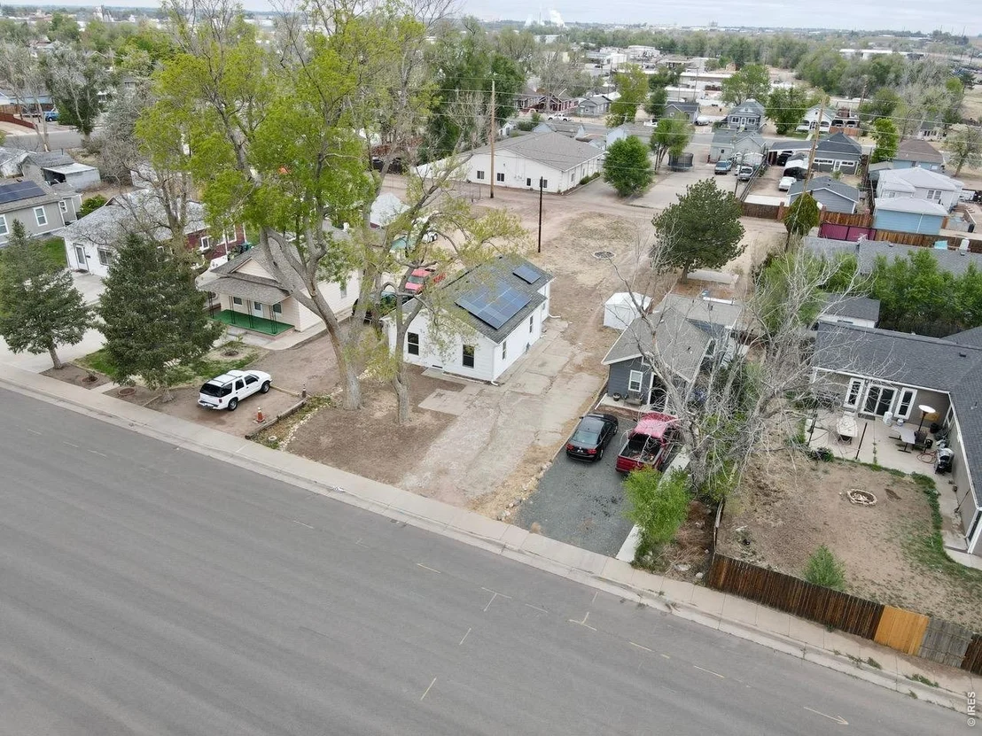 Photo of 215 11th St