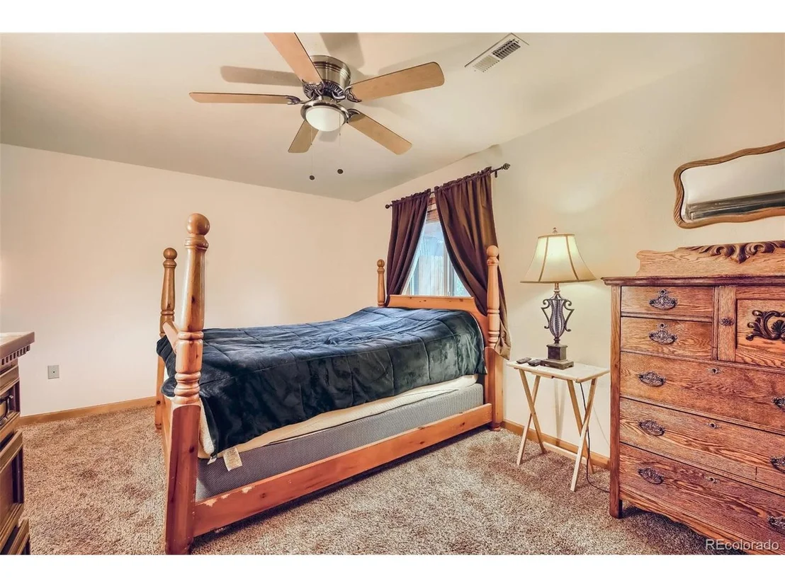 Photo of 356 Bailey Dr