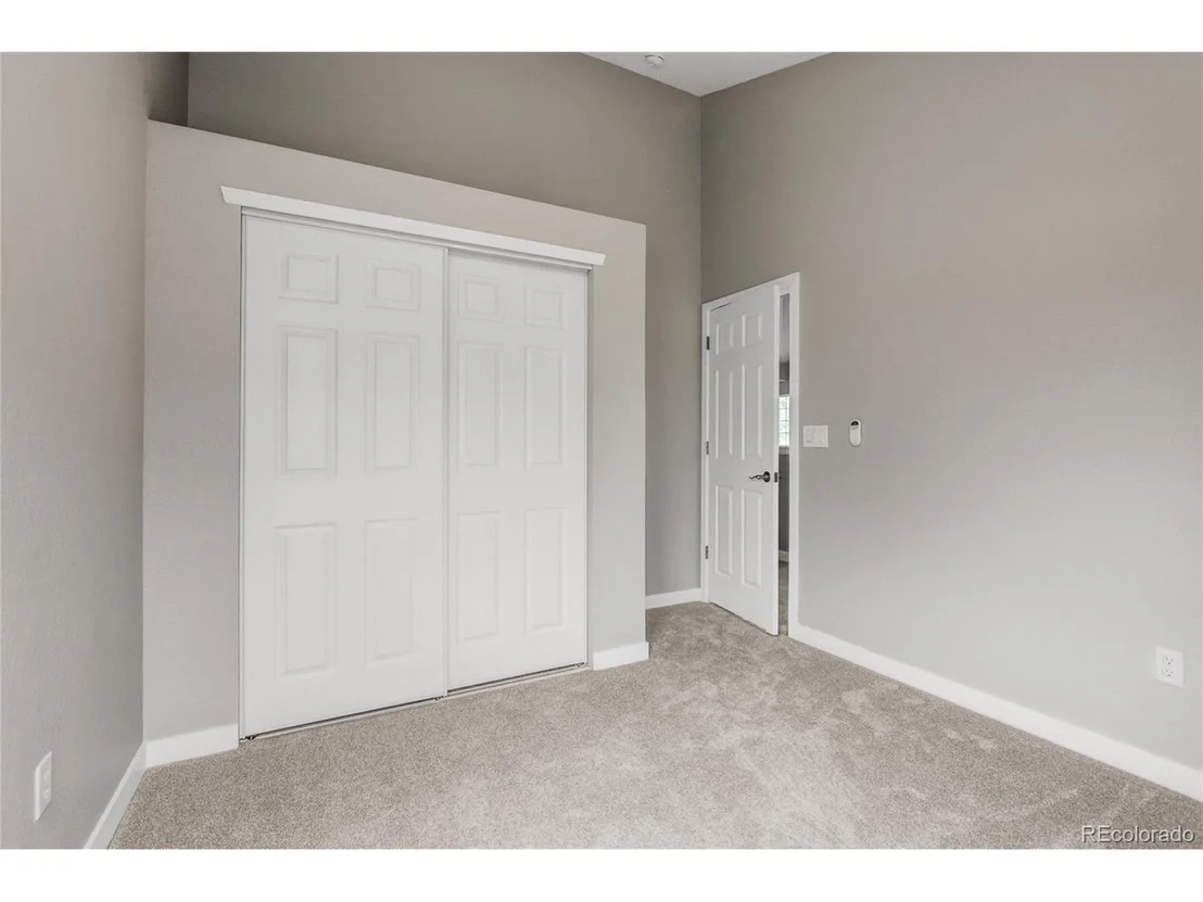 Photo of 6735 W 97th Cir