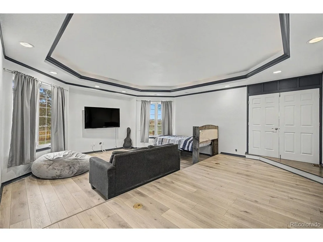 Photo of 150 Starr Ln
