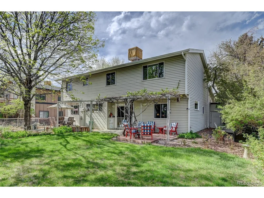 Photo of 9546 W 74th Way