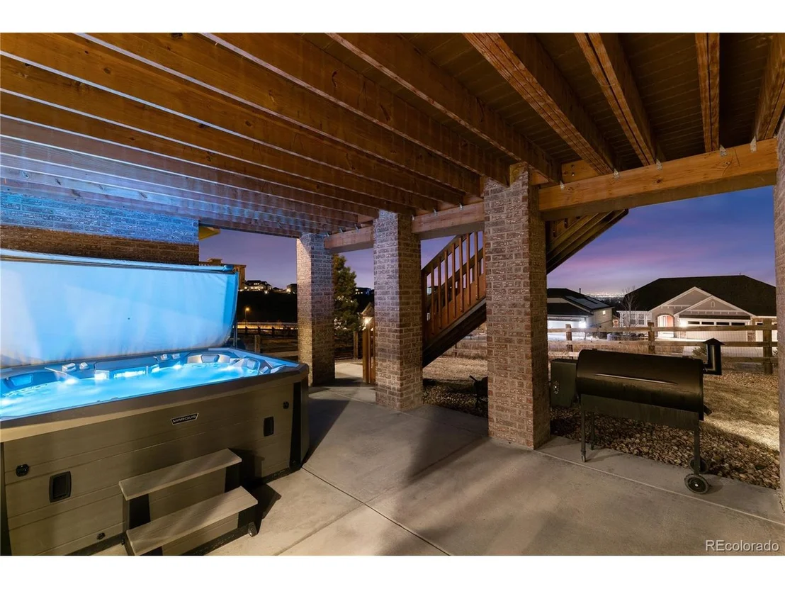 Photo of 8478 Rogers Loop