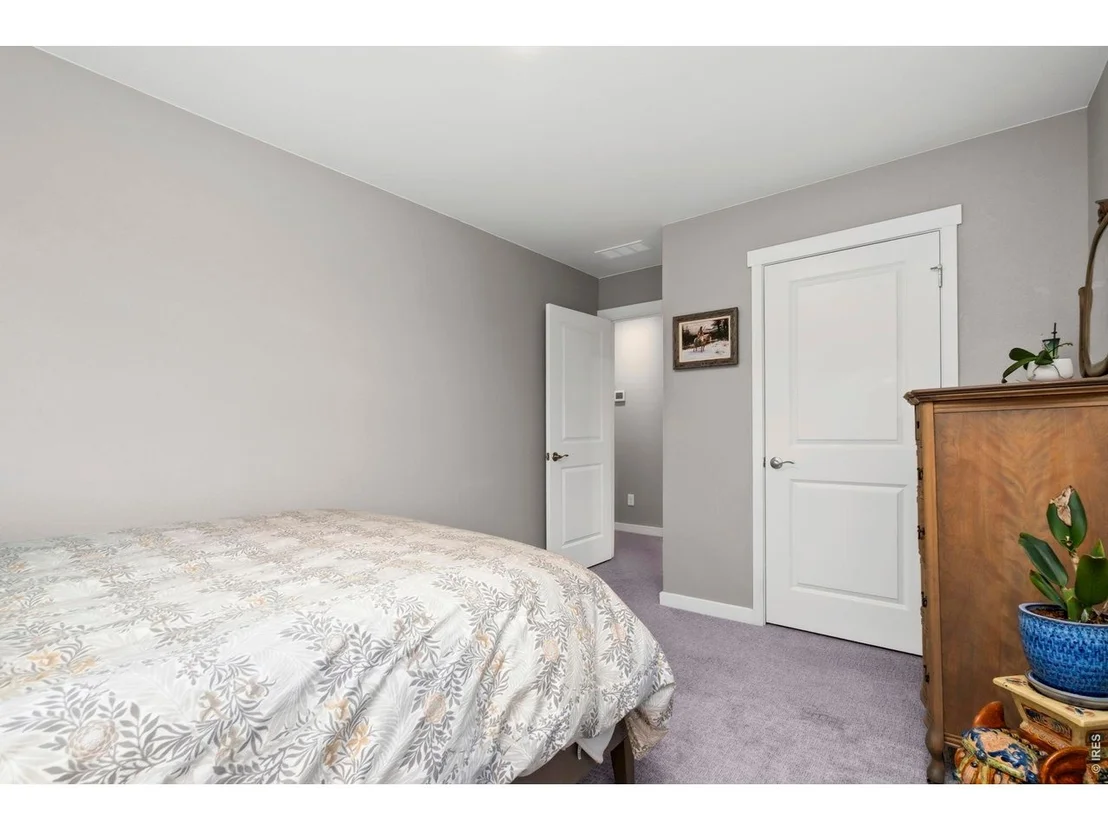 Photo of 1938 Knobby Pine Dr