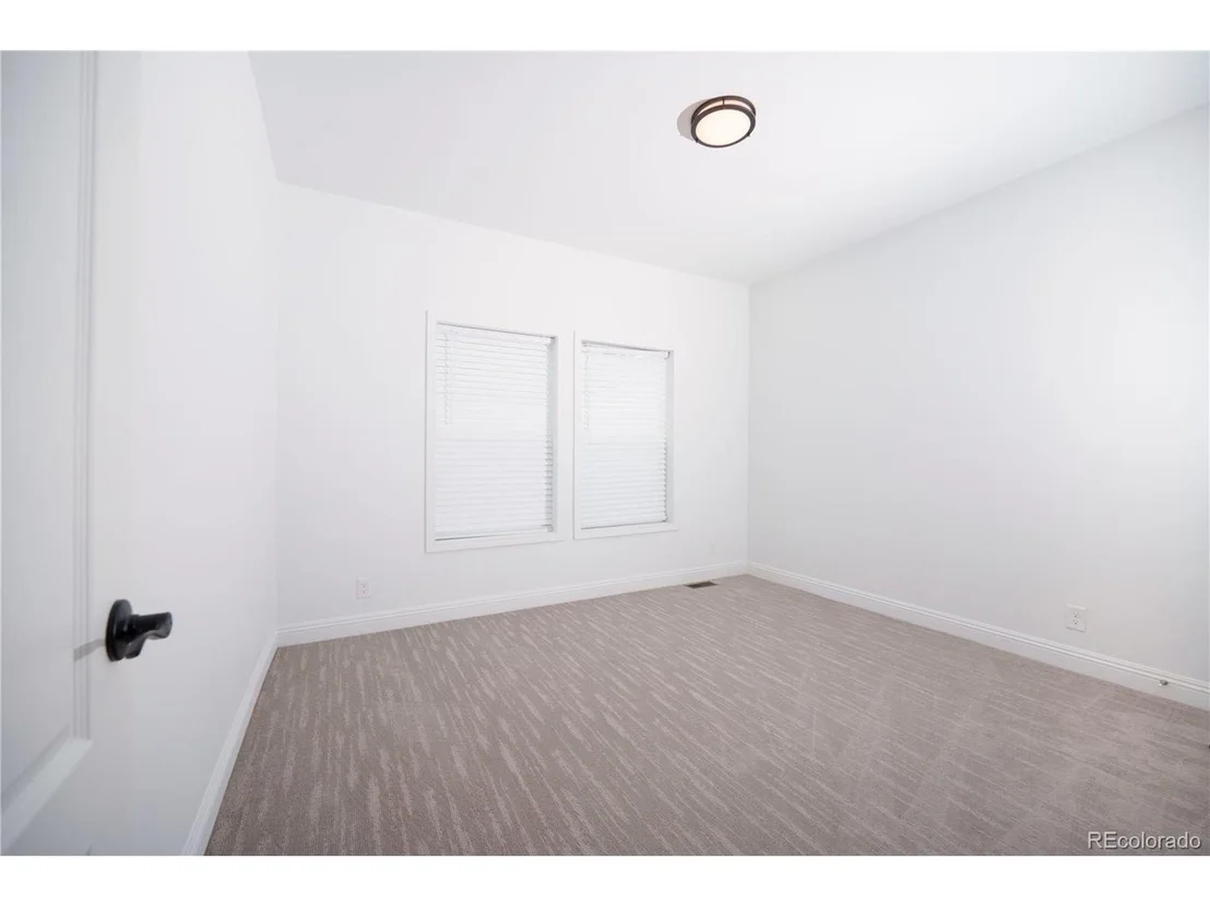 Photo of 125 Brooklyn Cir