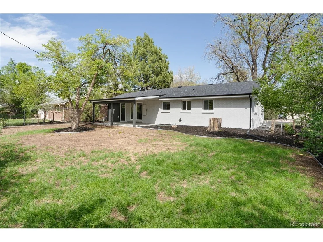 Photo of 451 Lansing St
