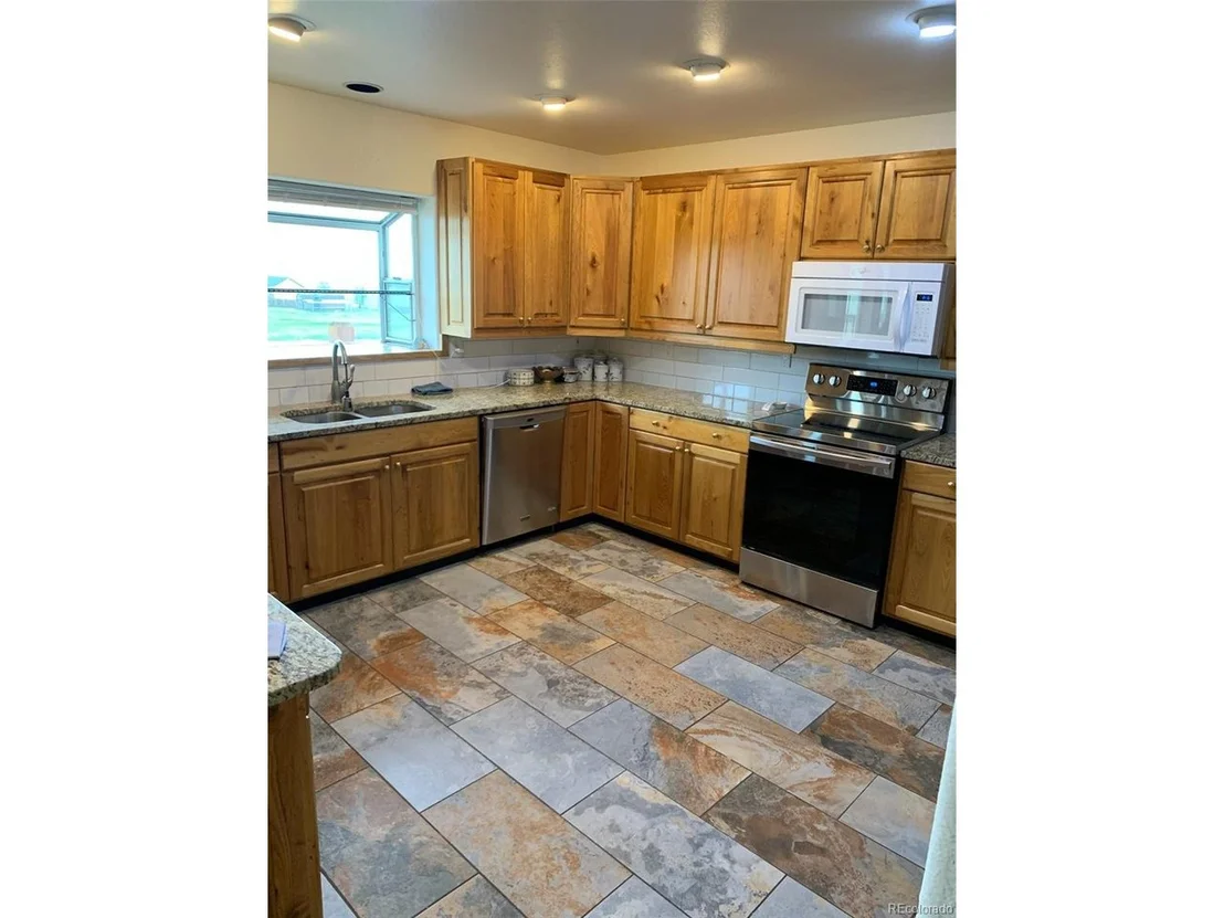 Photo of 29407 Clear View Cir
