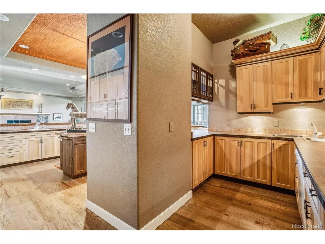 Photo of 9983 Heather Dr
