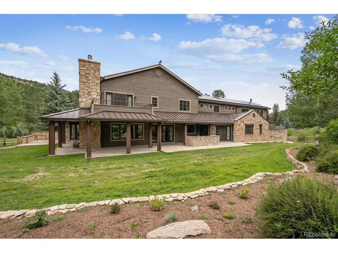 Photo of 33114 Upper Bear Creek Rd