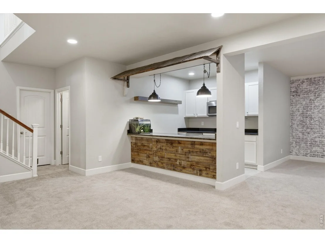 Photo of 882 Jenny Ln