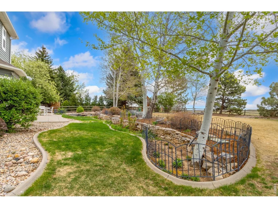 Photo of 1905 Lookout Dr