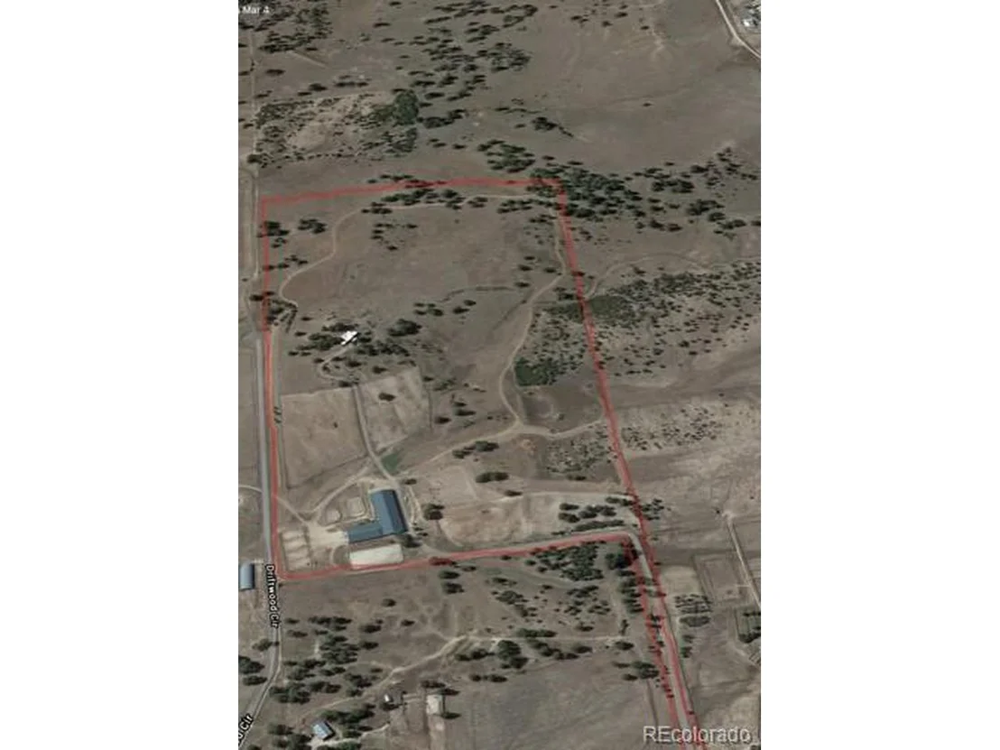 Photo of 40273 County Road 13