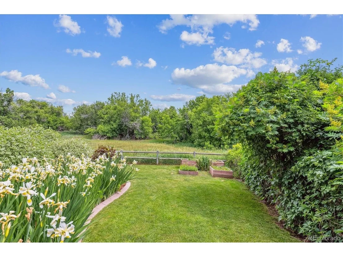 Photo of 540 Rainbow Pl