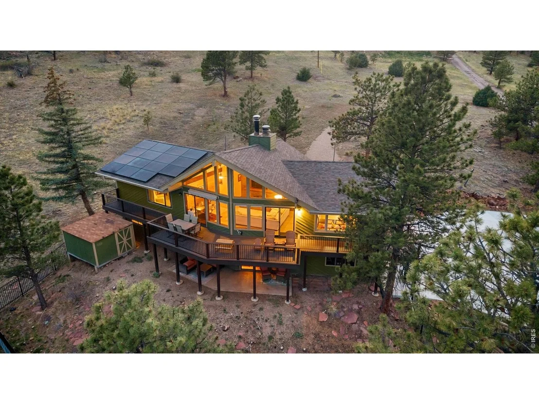 Photo of 8563 Middle Fork Rd