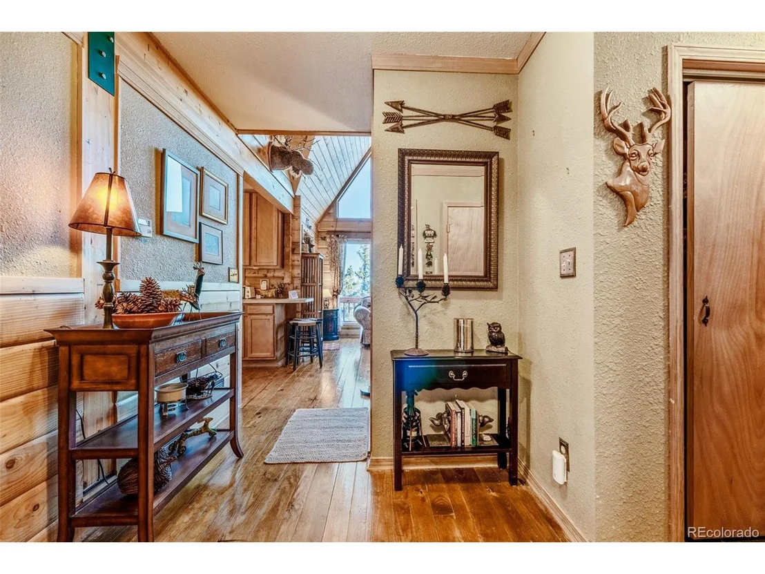 Photo of 672 Wampum Ln