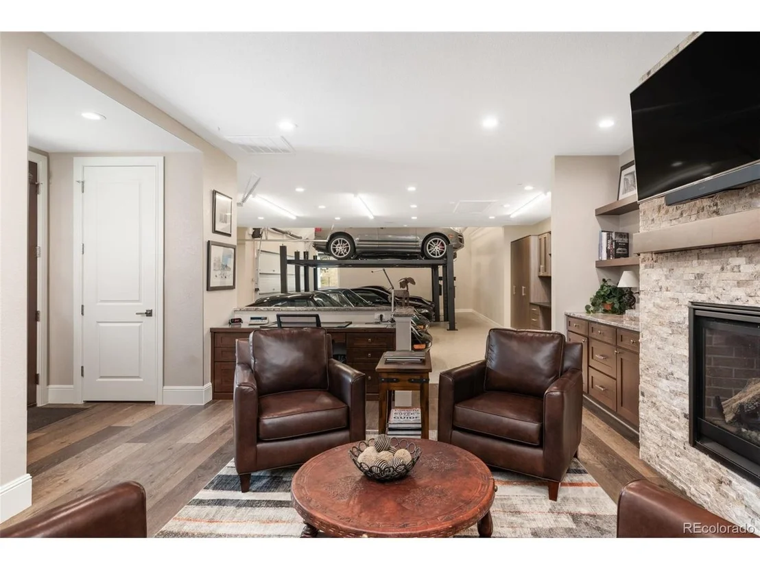 Photo of 940 Twisted Pine Rd
