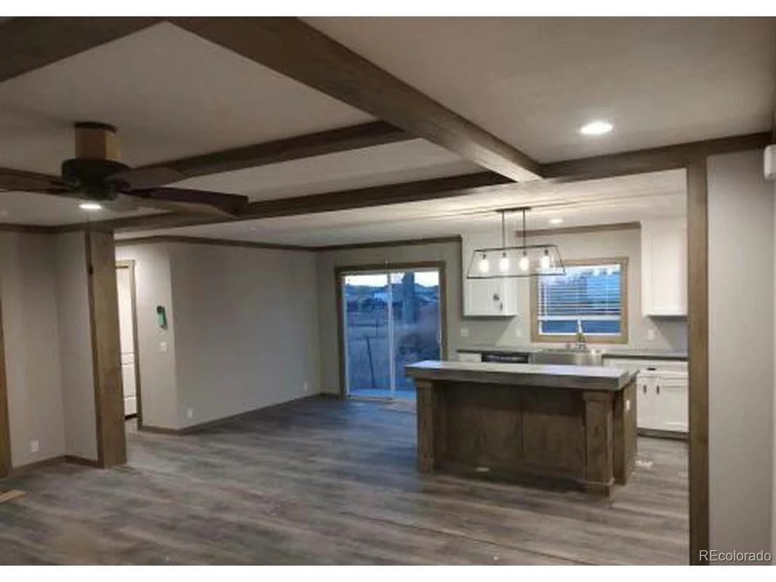 Photo of 1171 2nd Ave