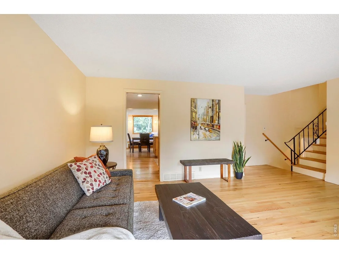 Photo of 2445 Forest Ave