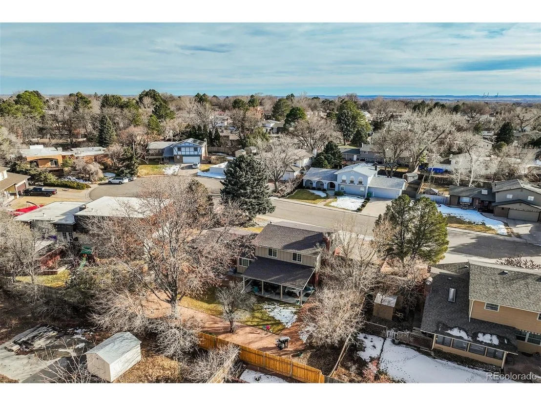 Photo of 7 Belaire Dr