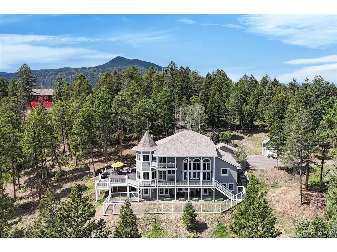 Photo of 7692 Surrey Dr