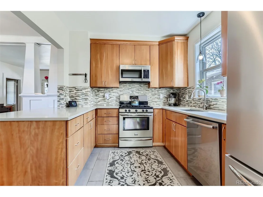 Photo of 755 Jackson St
