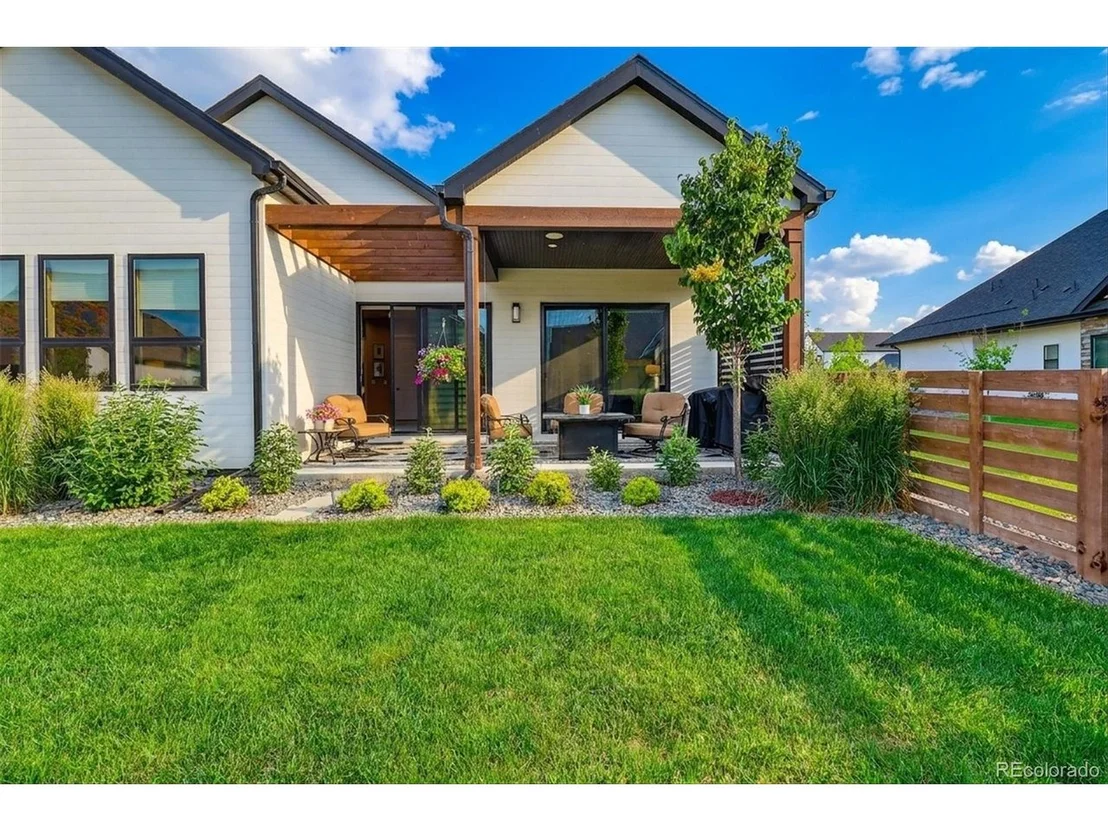 Photo of 1751 Barefoot Dr
