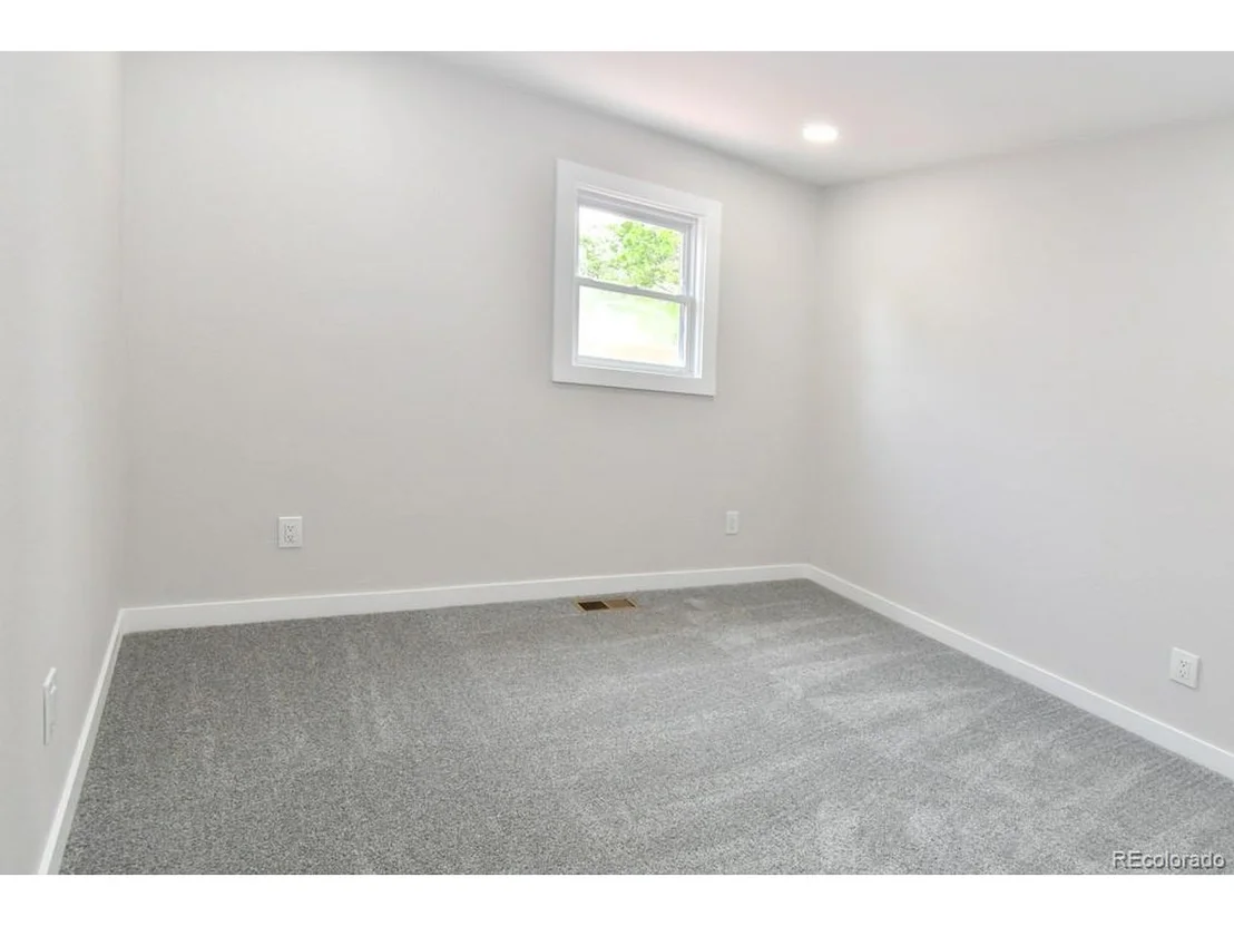 Photo of 1000 N Hooker St