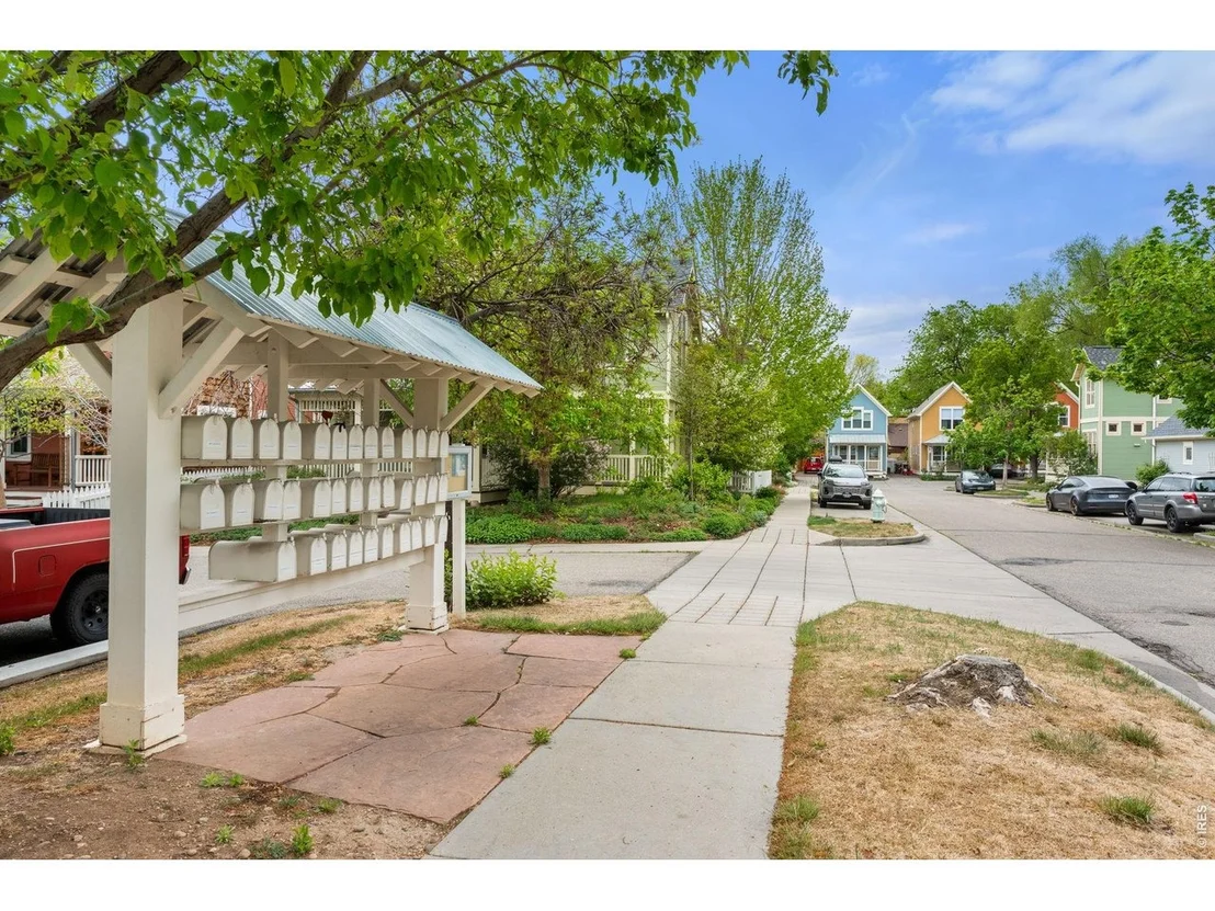 Photo of 2612 Thornbird Pl