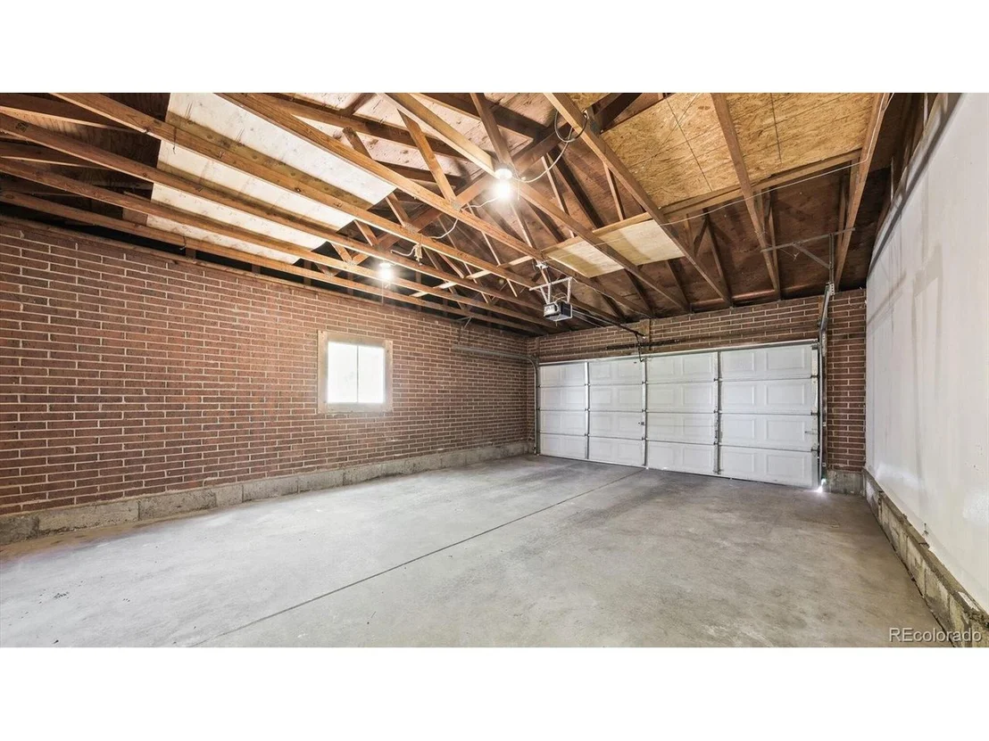 Photo of 15021 Randolph Pl