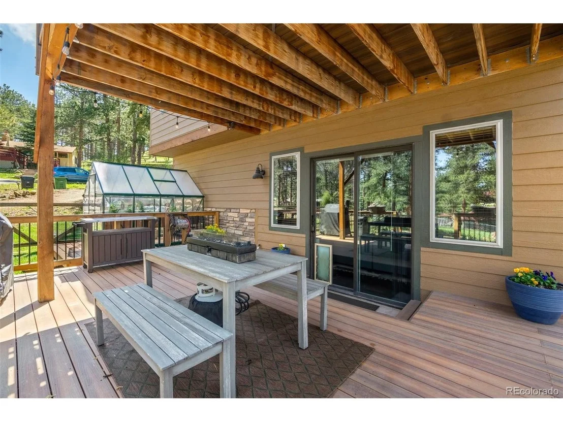 Photo of 5283 S Pine Rd
