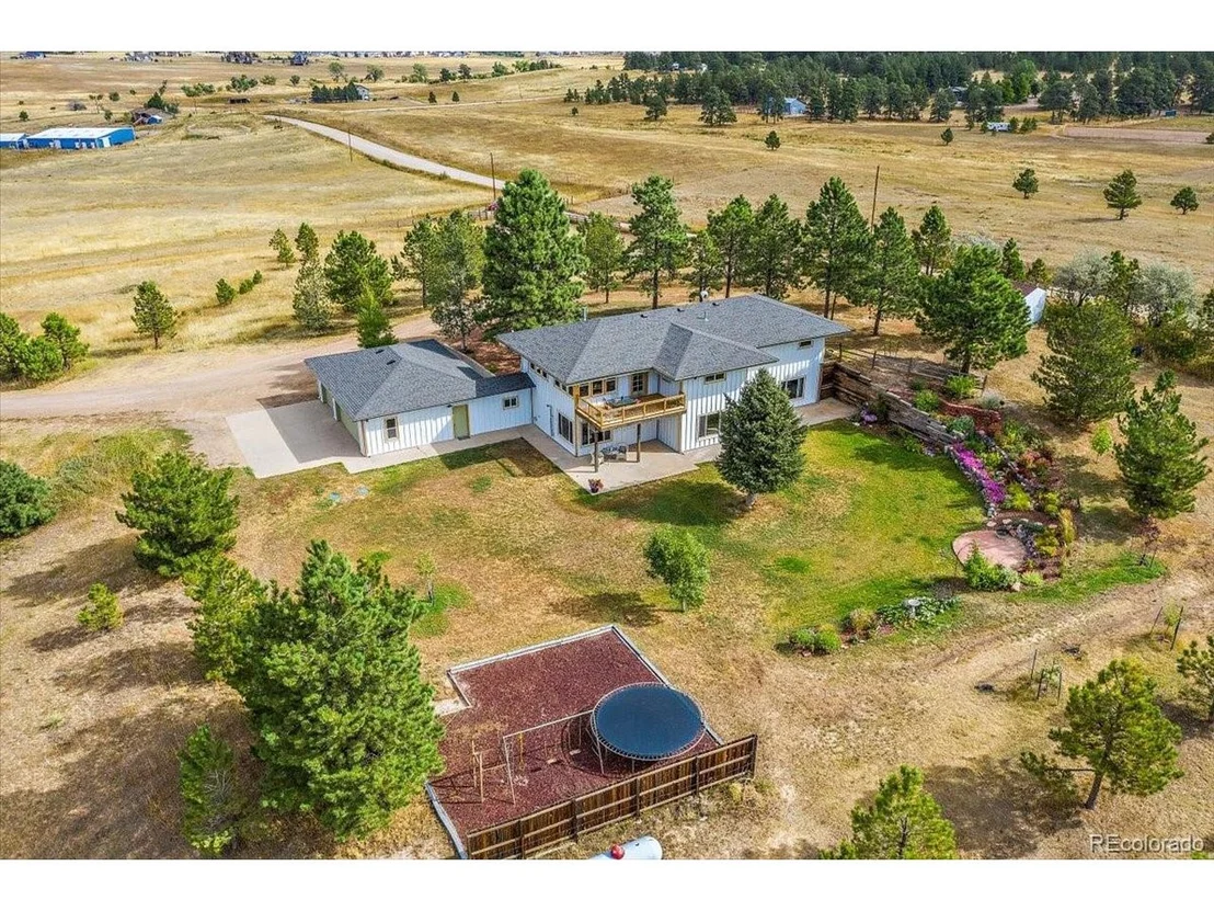 Photo of 32131 Private Road 7