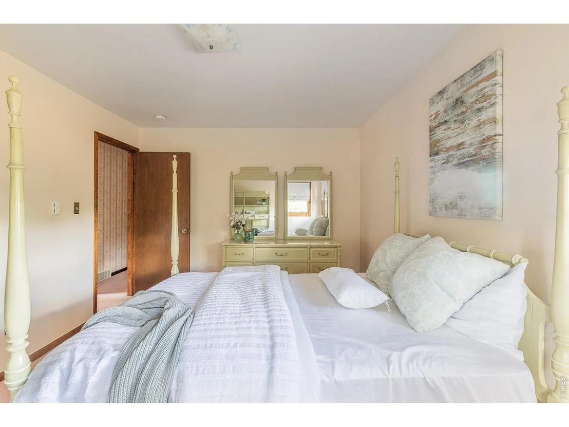 Photo of 6686 Apache Ct