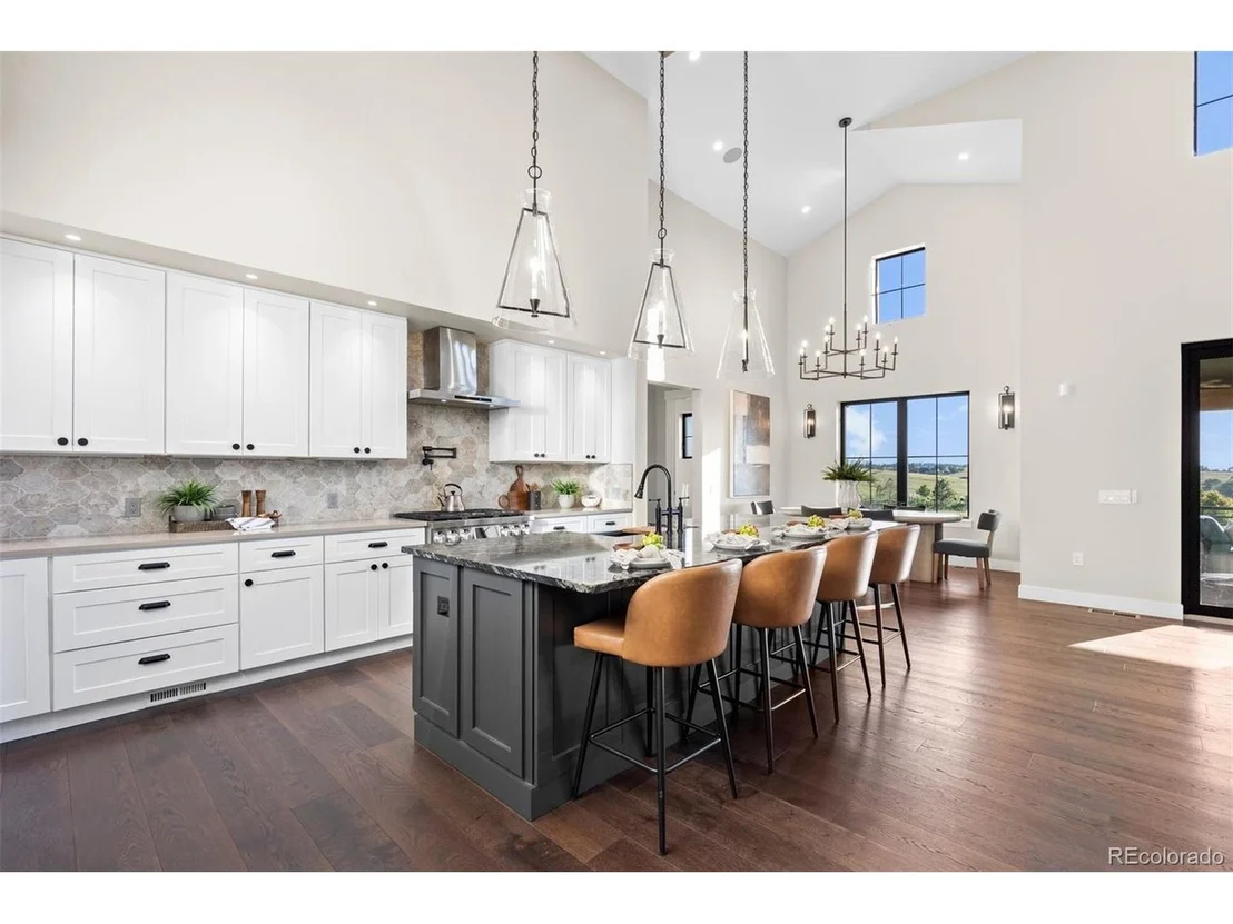 Photo of 2433 Fox View Trl