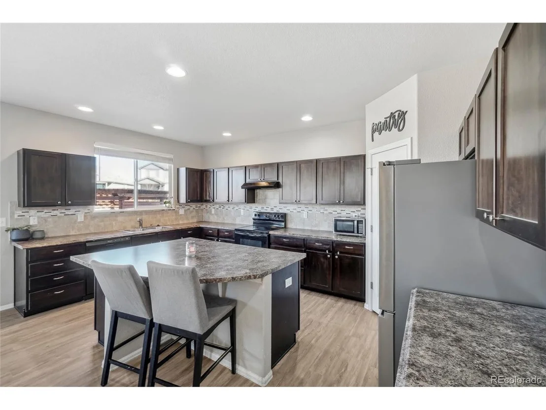 Photo of 272 Castle Dr