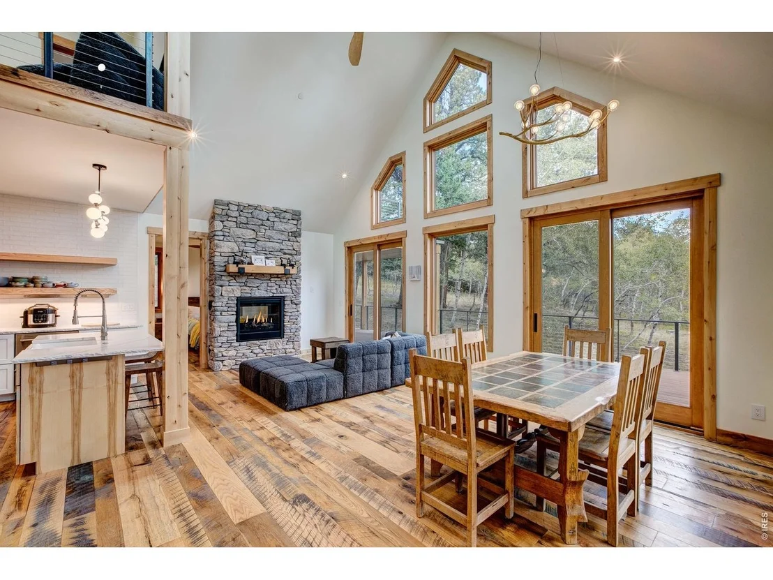 Photo of 964 Ski Rd