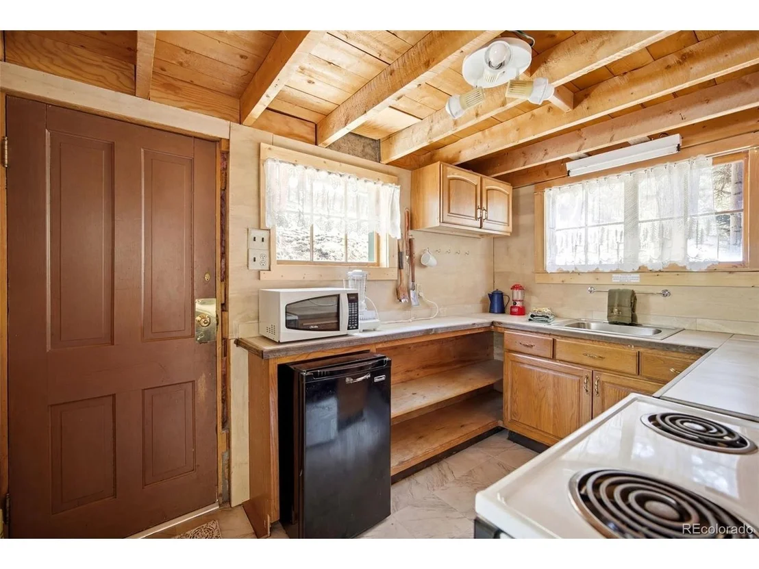 Photo of 652 Payne Gulch Rd