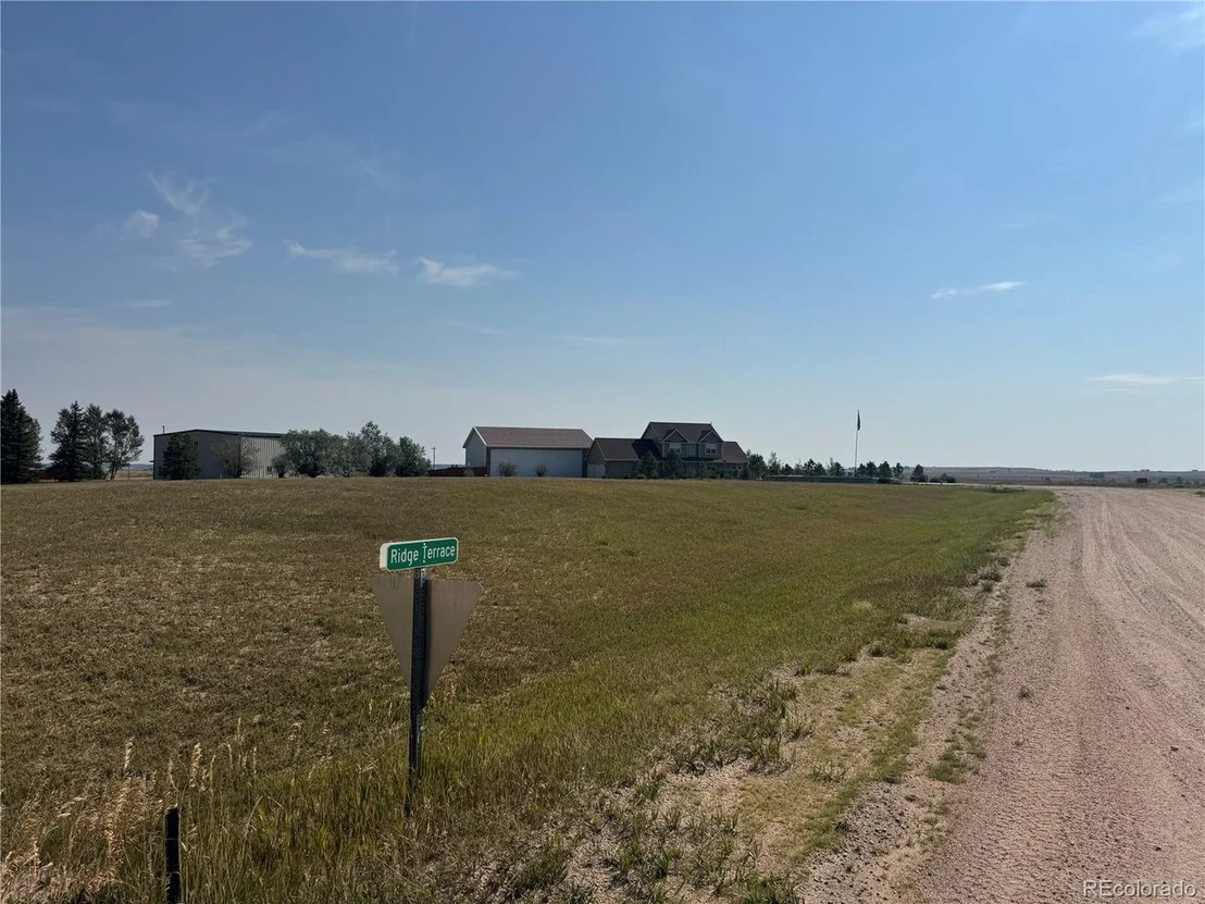 Photo of 1496 Ridge Ter