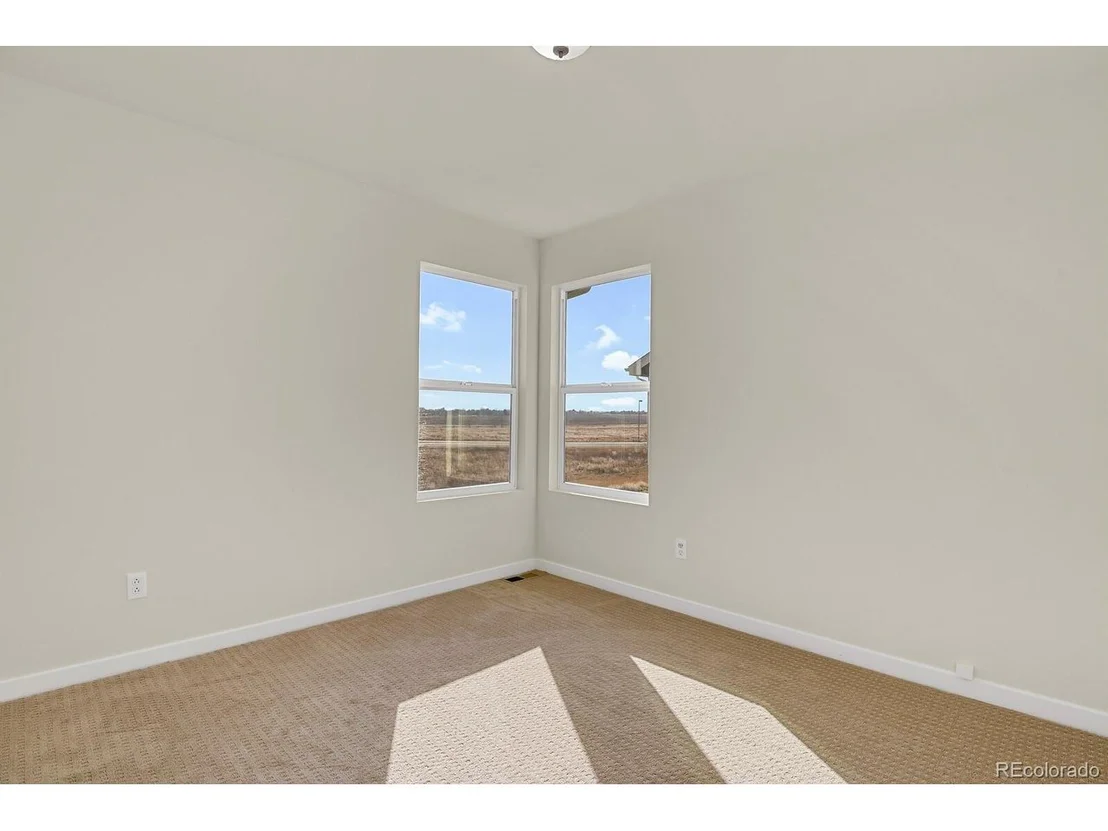 Photo of 3860 Red Deer Trl