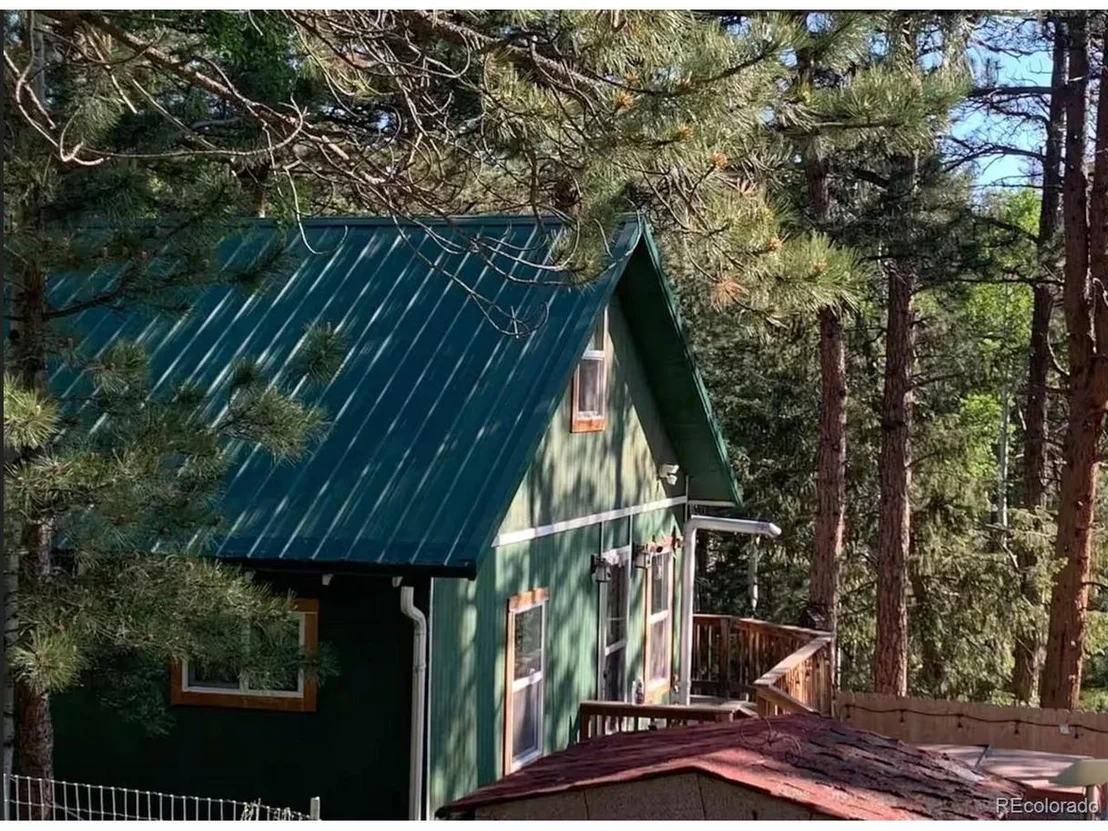 Photo of 704 Yellow Pine Dr