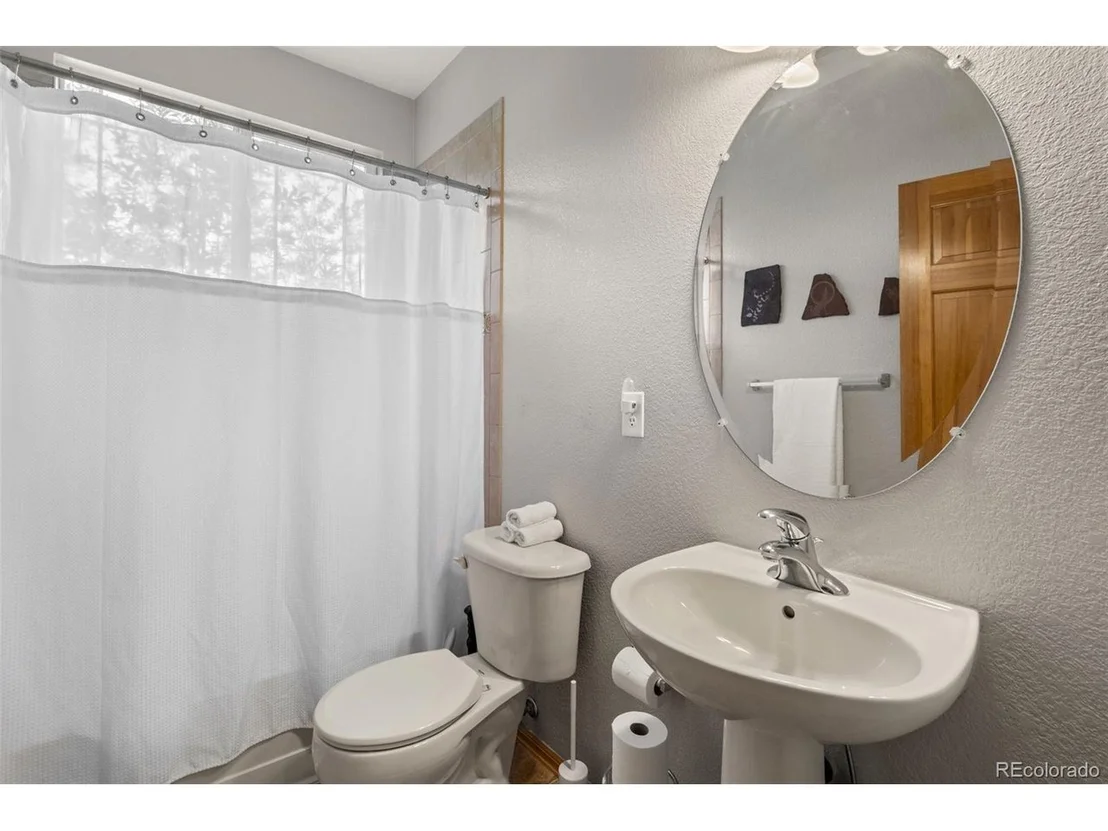 Photo of 14149 Whitney Cir