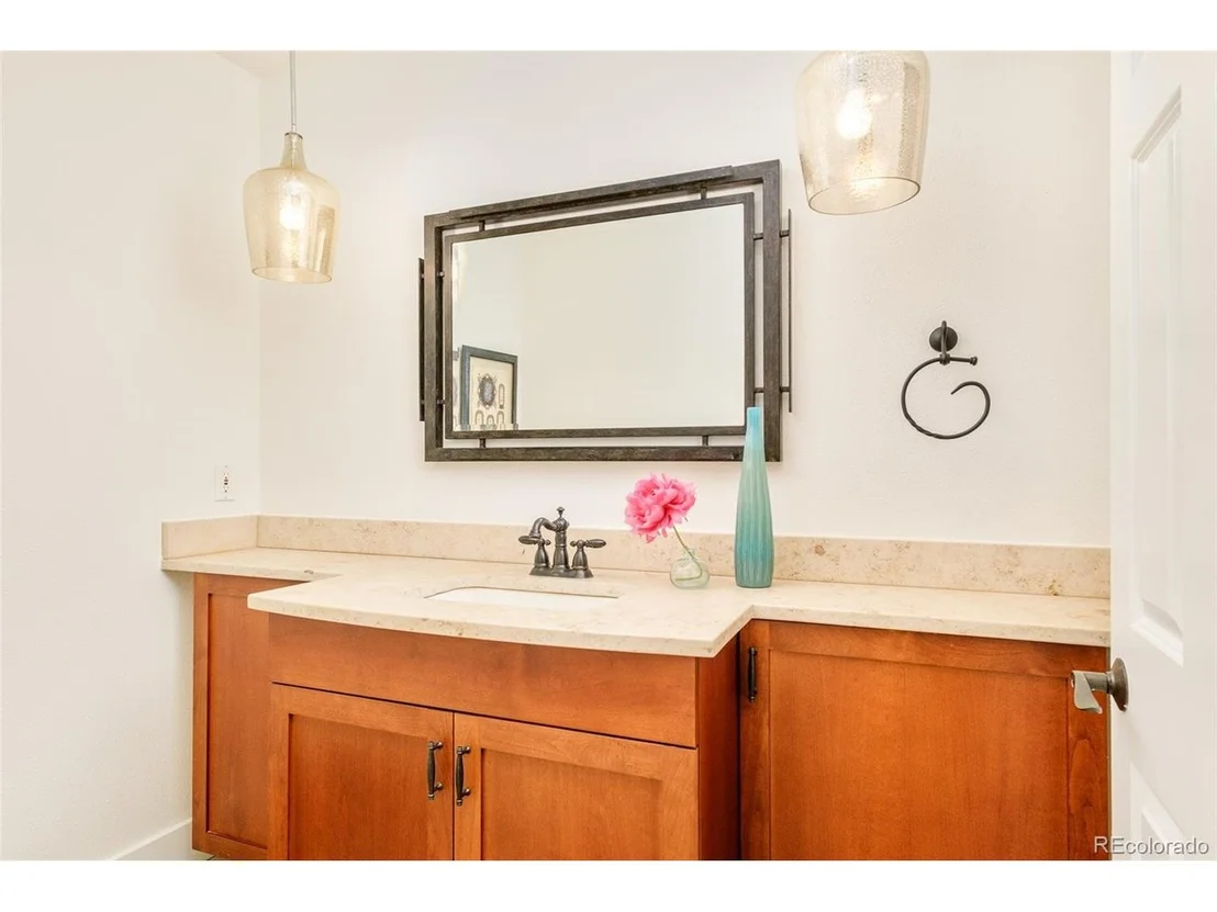 Photo of 485 Quail Cir