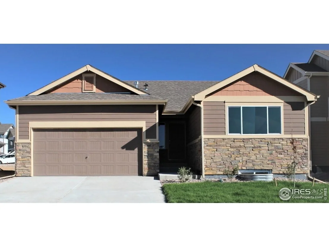 Photo of 4865 Grapevine Way