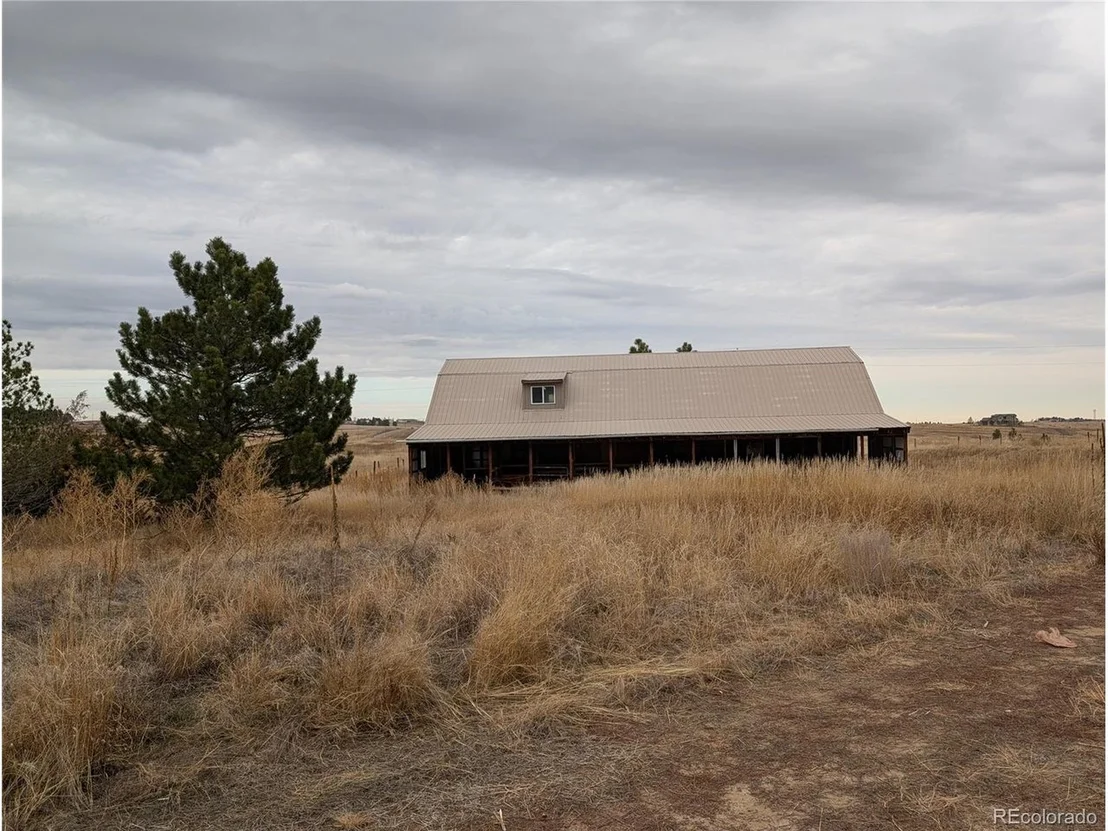 Photo of 43882 Buckskin Rd