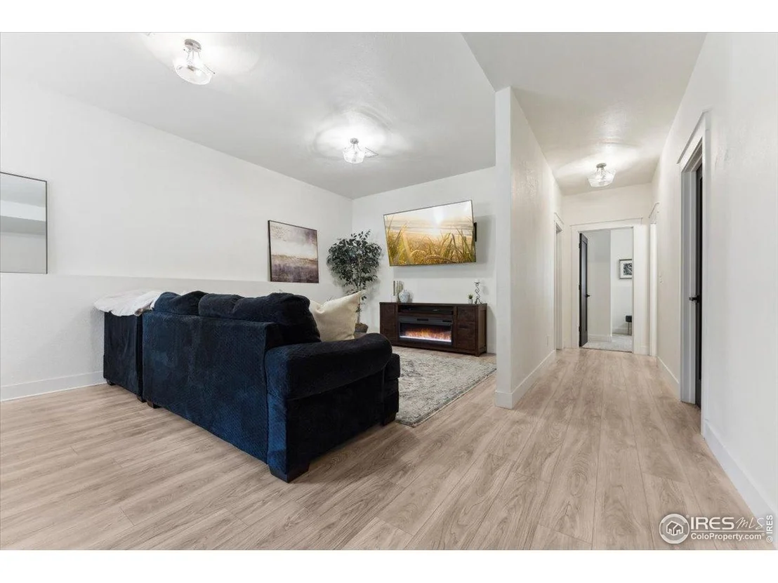 Photo of 824 Aztec Dr