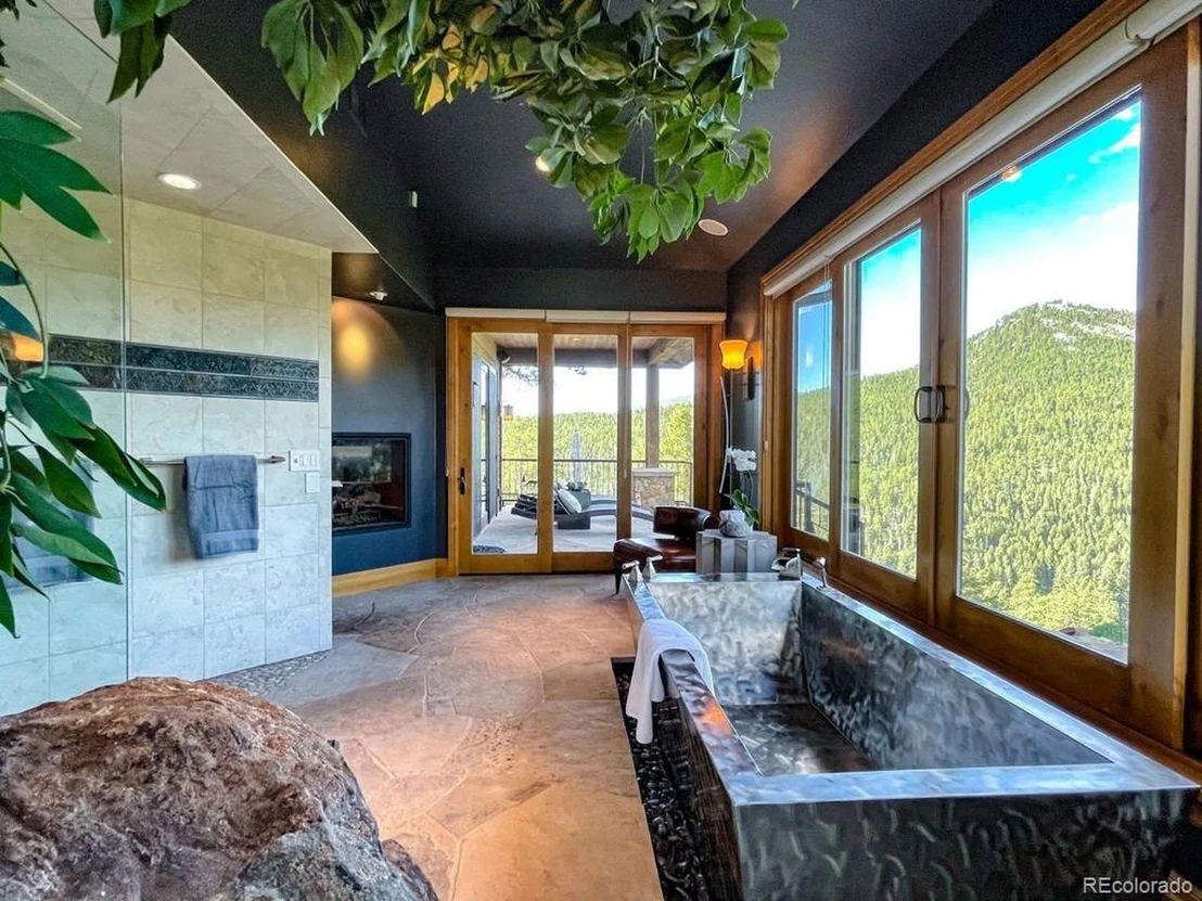 Photo of 3731 Overlook Trl