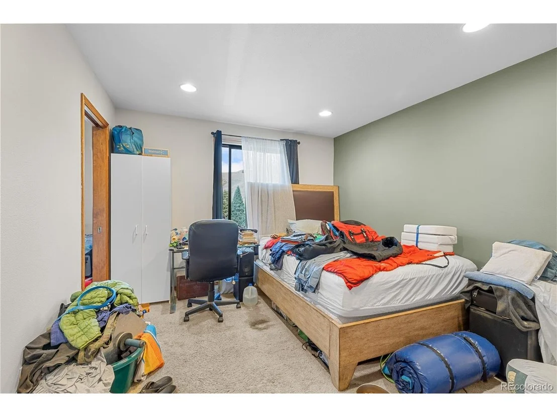 Photo of 208 Deer Path Rd