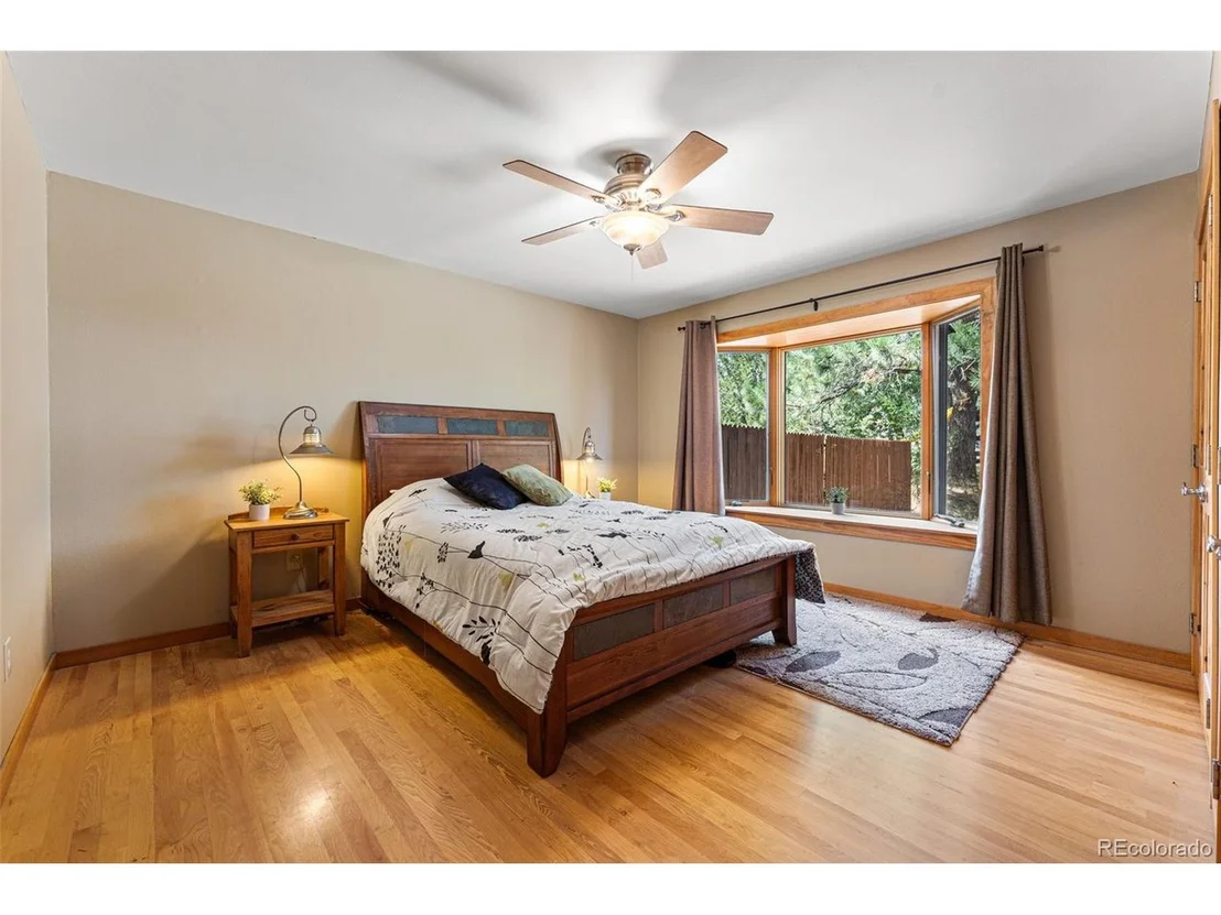 Photo of 15685 Cedarbrook Dr