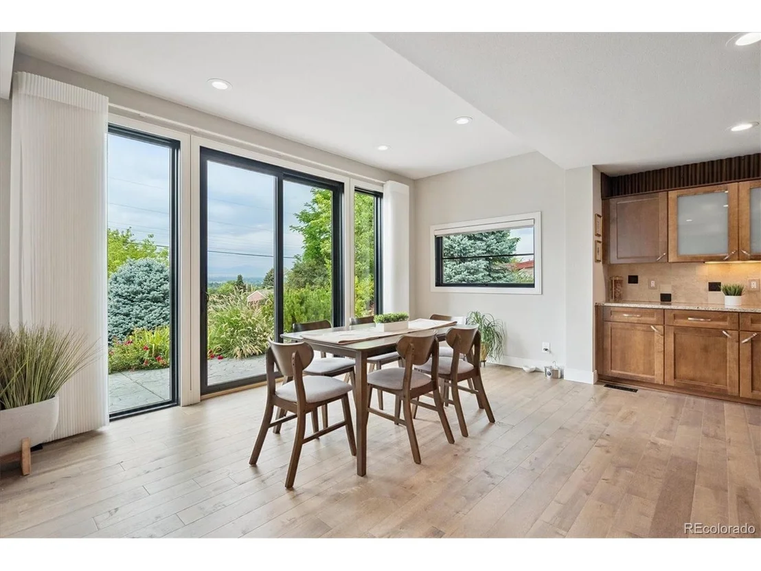 Photo of 31 Skyline Dr