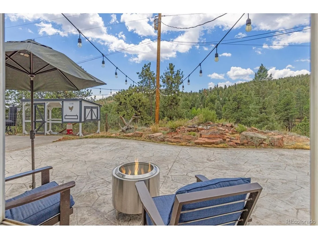 Photo of 33758 Harmon Rd