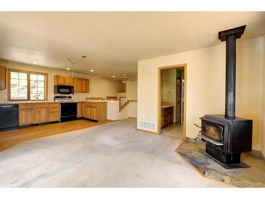 Photo of 25127 Red Cloud Dr