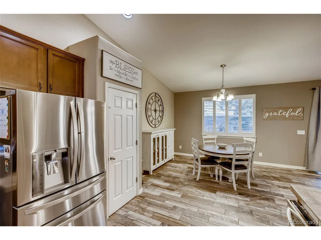 Photo of 6983 Sunburst Ave